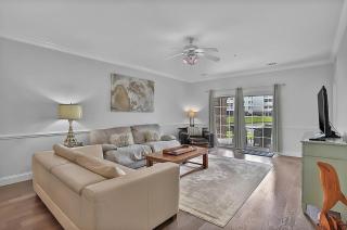 Magnolia Pointe Luster Leaf 4825-102 - 0