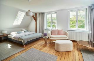 Artist's Studio House In Aukrug Nature Park - 9