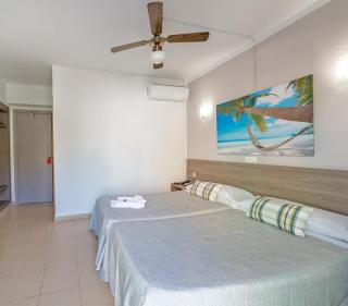 Hotel Costa Mediterraneo - 9