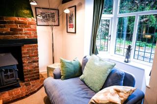 Gate Cottage, Saltwood Village - Hythe - 4