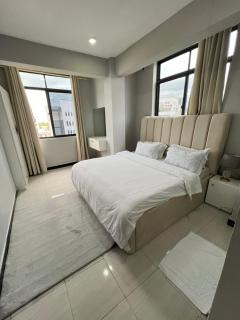 Stylish 3-BR Retreat in Masaki with Gym&Pool - 6