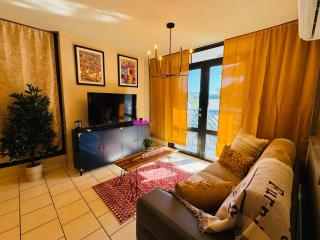 Simple but pretty Nice location - 6