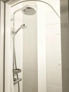 Harjutori Studio Flat, A quiet park close to the city centre and the airport - 4