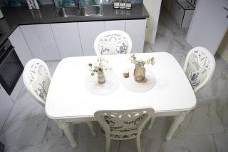 Living by Erle 2 New Baazar - 8