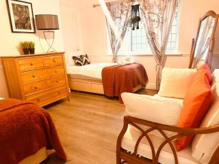 Premium 7 Bedroom house on Thingwall Road CH613UB - 9