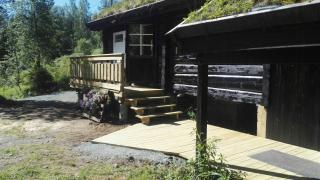 Traditional Log Cabin By Lake Seljord - 7