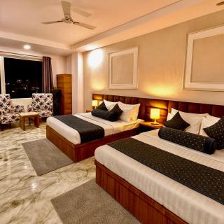 Hotel LAA Meridian, Har Ke Pauri Road - Haridwar - 2