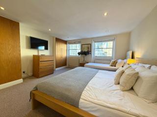 Buckingham Palace View Apartment - 1