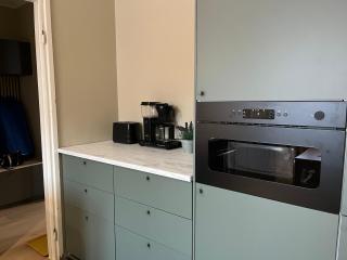 Arctic Bloom Retreat: 2BR w/ Parking - 2