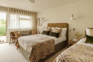 The Royal George - 7