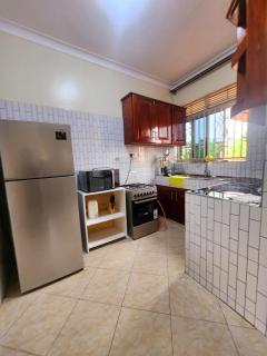 3-bedroom Munyonyo lakeview Apartment - 1