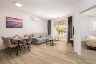 Adria Mare Apartments II - 0