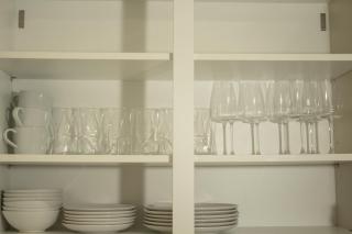 Massive 2BR Long Stays Superfast Wi-Fi , Free Parking & PS5 Ideal for Work & Relocation - 3