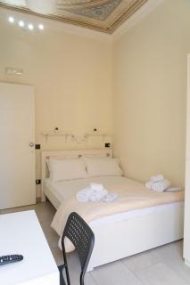 Home Stella Palermo - 6