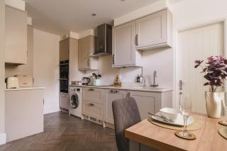 Old Village Shop, Ambleside - 1