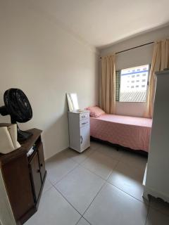 Guilhermina Pé na Areia com varanda - 9