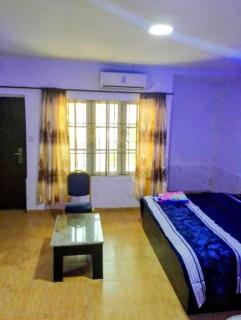 Short let apartments LBS,Lekki Ajah Lagos - 1