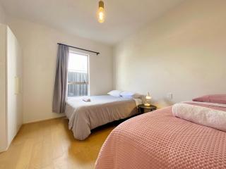 Kingsland Big Family Comfort House - 5