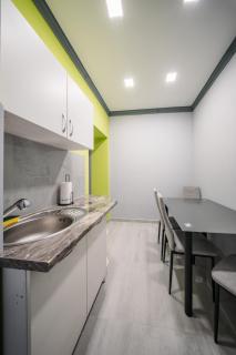 White House Apartman Miskolc, Green Room - 6