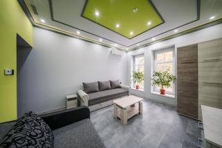 White House Apartman Miskolc, Green Room - 8