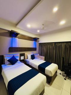 Hotel Sandalwood Inn - Rooms and Spa - 5
