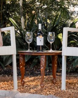 Newly Renovated - Stellenbosch Farm Cottage - 7