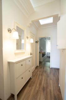 Vintage Panoramic Apartment - 2