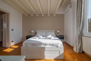 BolognaCentro 2Bedr and Terrace Near Central Station - 1