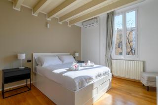 BolognaCentro 2Bedr and Terrace Near Central Station - 0