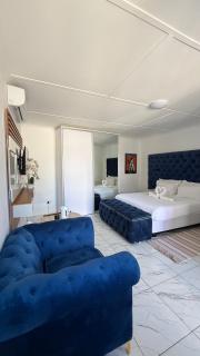 Malrose guesthouse Tours And safaris Windhoek Namibia Airport Shuttle services available - 0