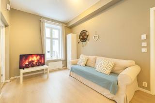 Modern Central 4 guestsComfortable Bed Sofa Bed - 7