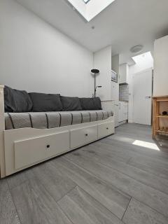 Skylit Studio Retreat - 1