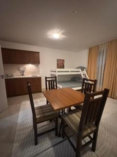 Bansko Ski To Door Apartment 3 - 0