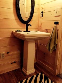 Pristine and Cozy Cabin Rental Overlooking Pond near Rochester, New York - 4