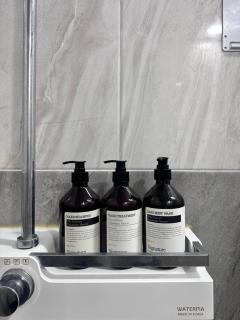 더 스테이빌 하우징 - 1