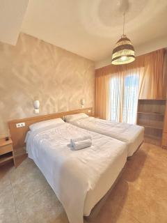 HS Altet Suites - Alicante Airport - 0