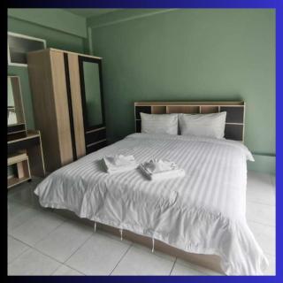 4 palms Prathanak - 4