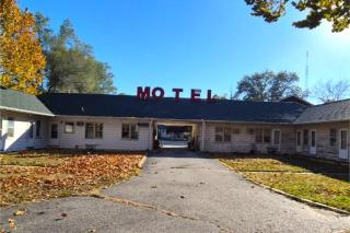 Sycamore Motel Havana IL Near Illinois River - 9