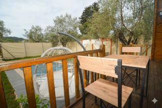 Charming Bungalow with Pool, Meals Included - 4