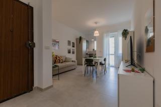 Tripoli White Home by Wonderful Italy - 2