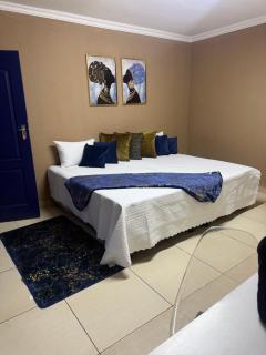 VinVid Harties Guest House - 1