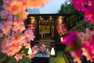 The Secret Garden, Donaghadee "The Hideaway" - 5