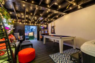 The Secret Garden, Donaghadee - The Hideaway - Guests 7 - 8