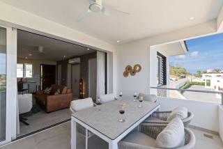 Coral Whisper - Aquamarine 8 - 8