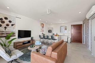 Coral Whisper - Aquamarine 8 - 2