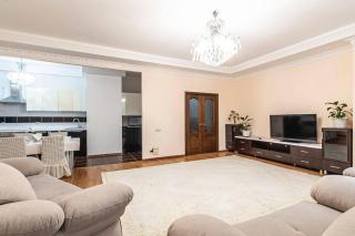 Нурлы тау 192 - 1