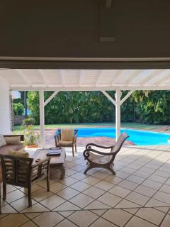 Villa moderne avec piscine privée à Baie-Mahault - 3