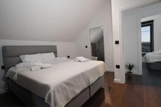 Oasis Pool House - 2