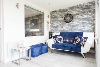 Bovisand Beach Area Chalet, 2-Bed Sea View with Gated Parking & BBQ - 0