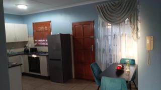 Ubuntu two Sleeper in Annlin, Pretoria North - 4